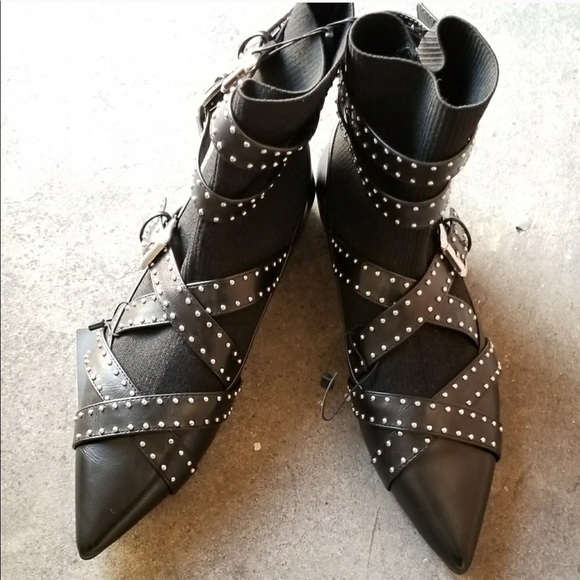 NWT ZARA Black Ankle Boots WORN BY GIGI HADID! - Picture 7 of 8